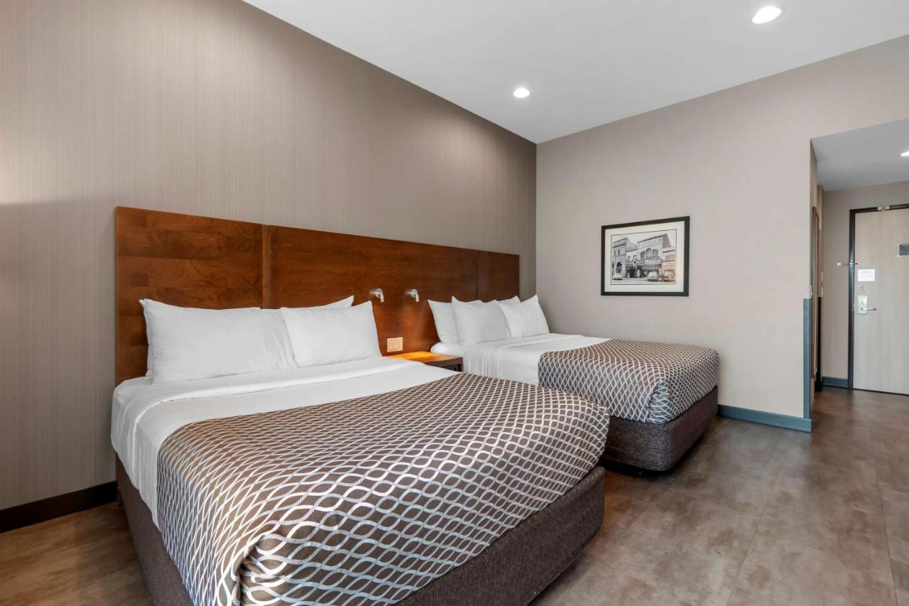 Best Western Plus East Side Saskatoon Eksteriør billede