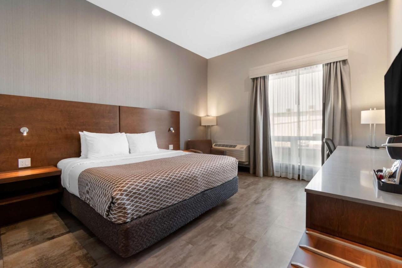 Best Western Plus East Side Saskatoon Eksteriør billede